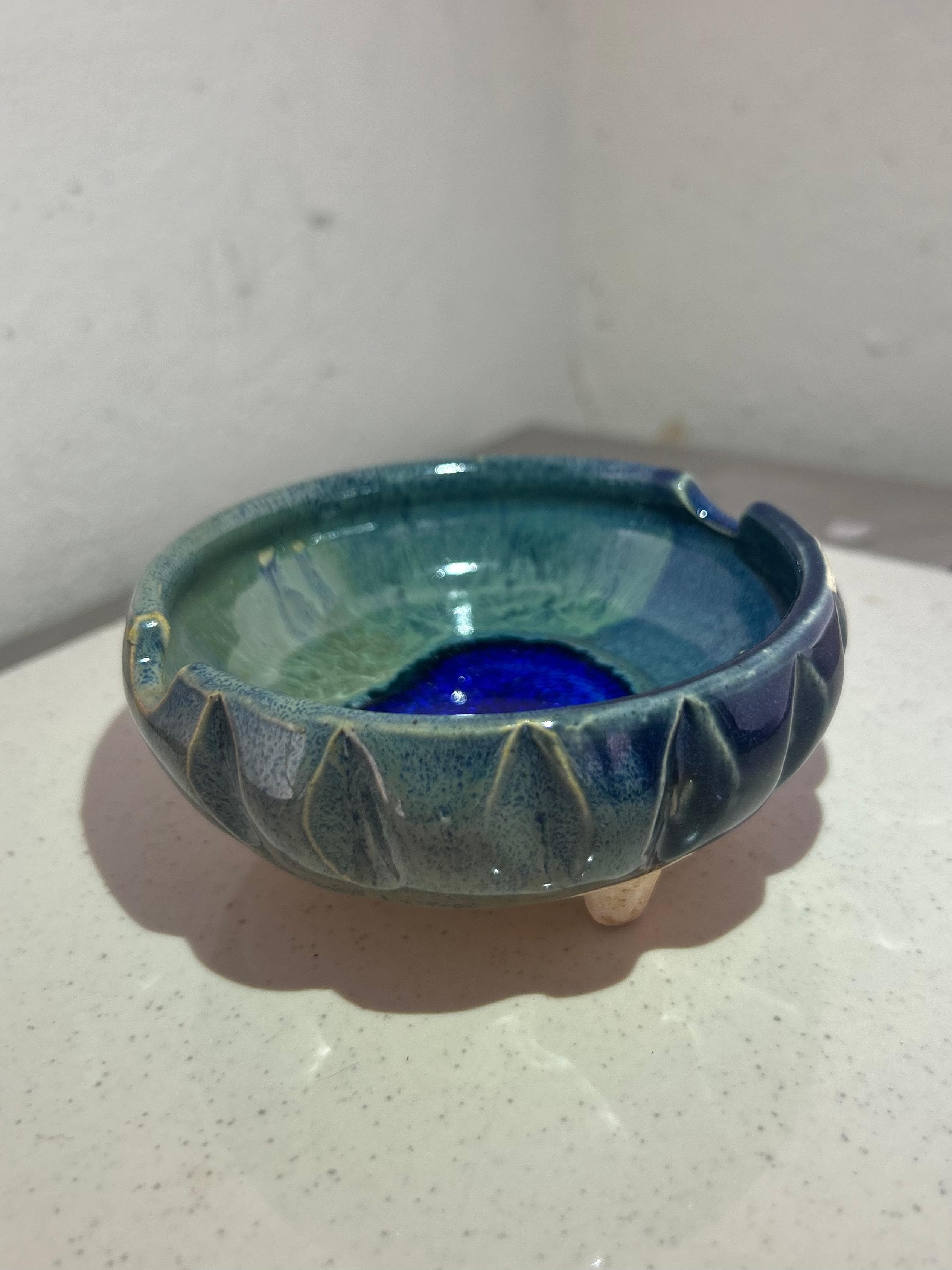 Glassy Ash Tray
